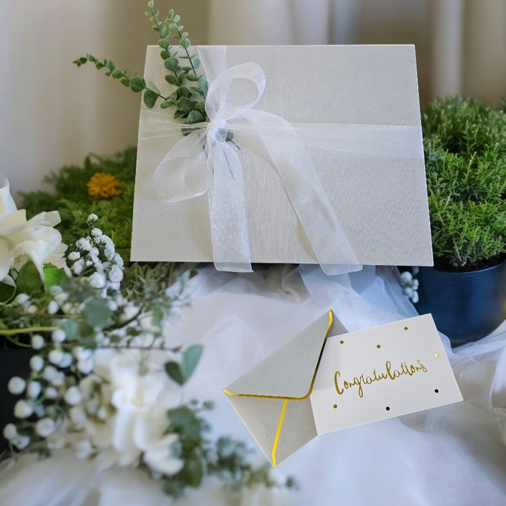 Deluxe Bride-to-be Gift Box Engagement Gift for bride - Picture 5 of 9